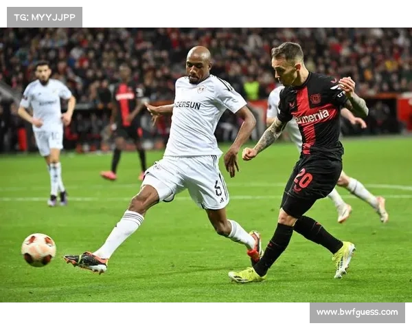 勒沃库森双锋齐爆发主场狂攻如潮势不可挡